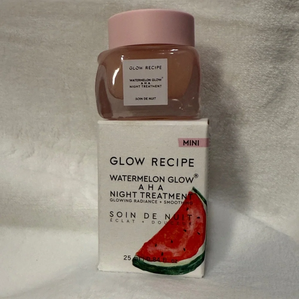 Glow Recipe Watermelon Glow AHA Night Treatment - Mini - Picture 7 of 9